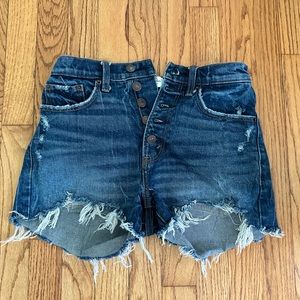 High-waisted Jean shorts